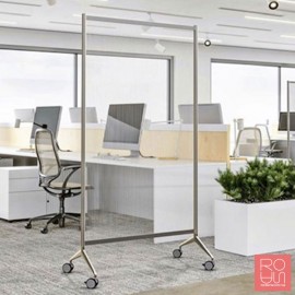 Mampara Ten Limit per separació espais a les oficines