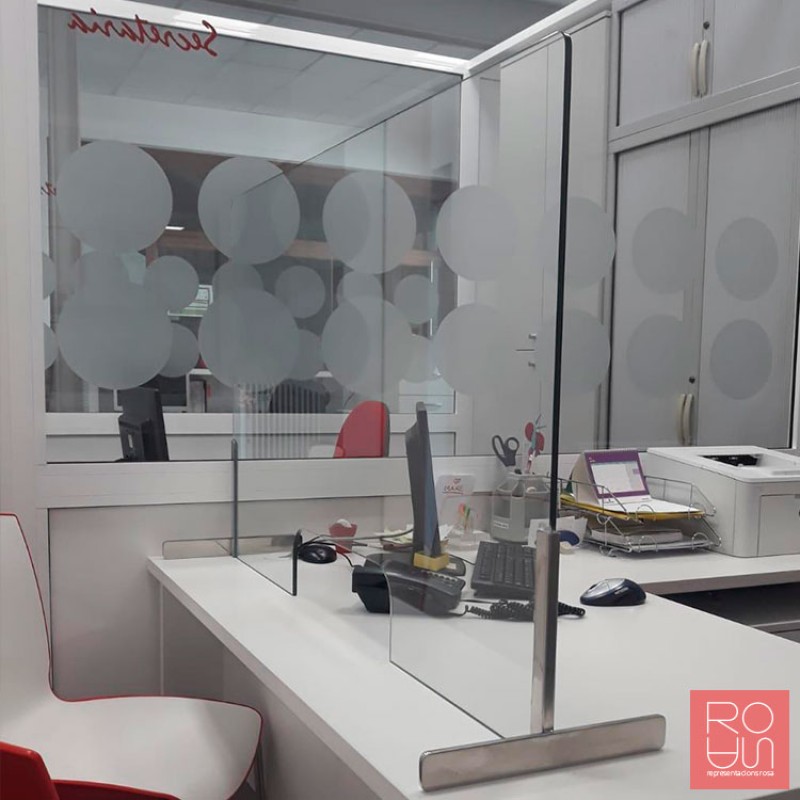 Mampara mostrador de vidre fabricada a mida per al client