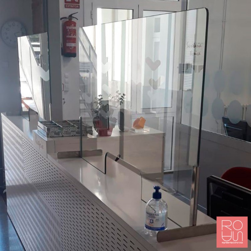 Mampara mostrador de vidre fabricada a mida per al client