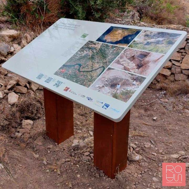 Faristol amb peus d'acer corten (2 peus)